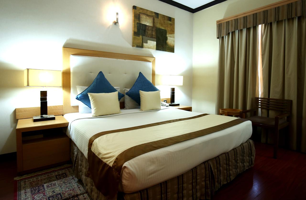 London Crown Hotel Dubai Ngoại thất bức ảnh
