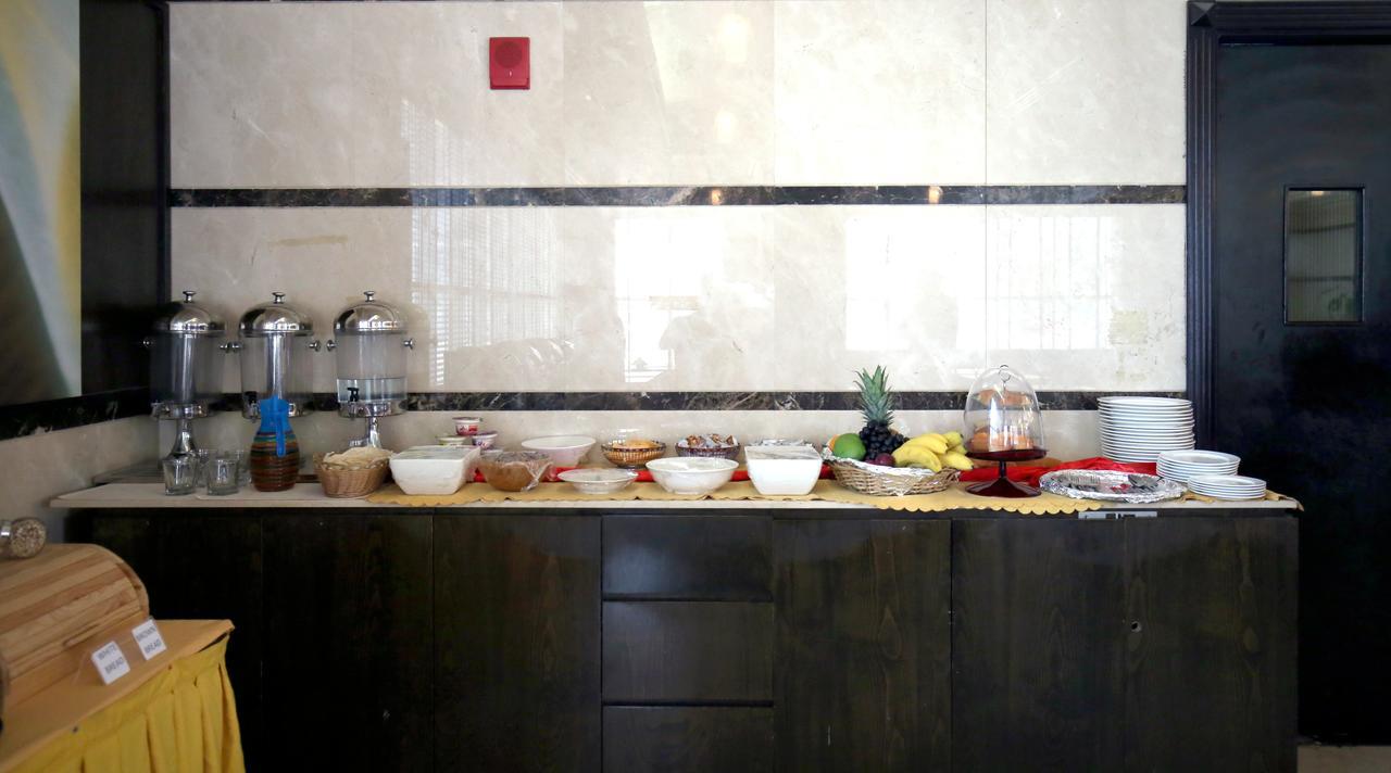 London Crown Hotel Dubai Ngoại thất bức ảnh