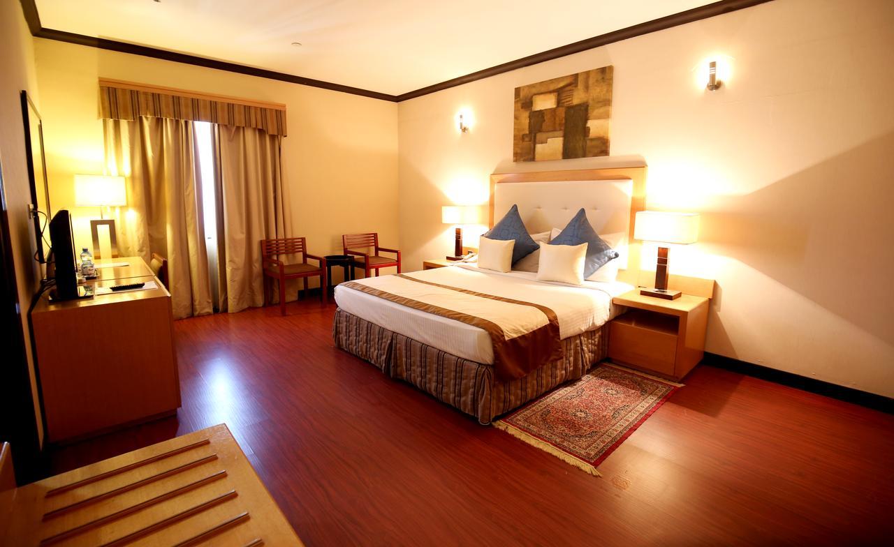 London Crown Hotel Dubai Ngoại thất bức ảnh
