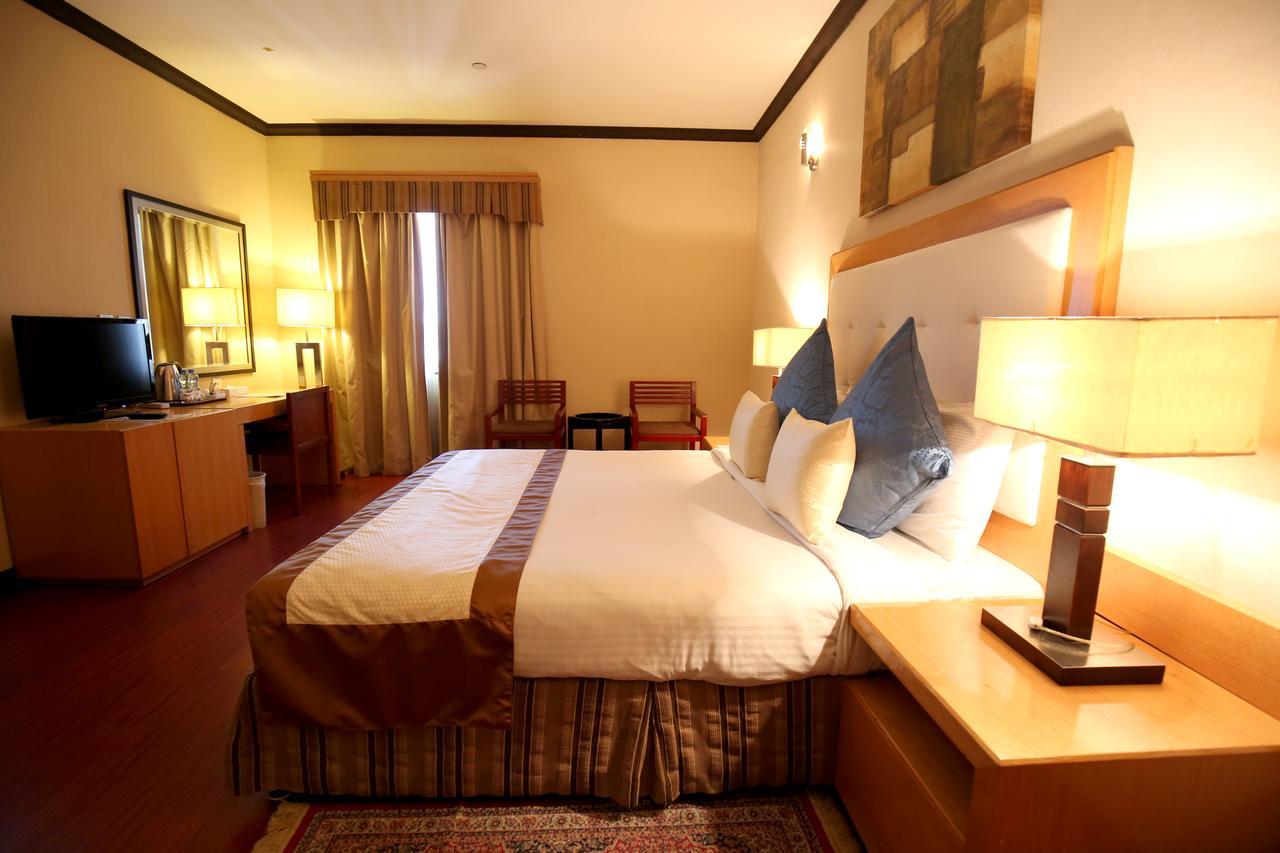 London Crown Hotel Dubai Ngoại thất bức ảnh