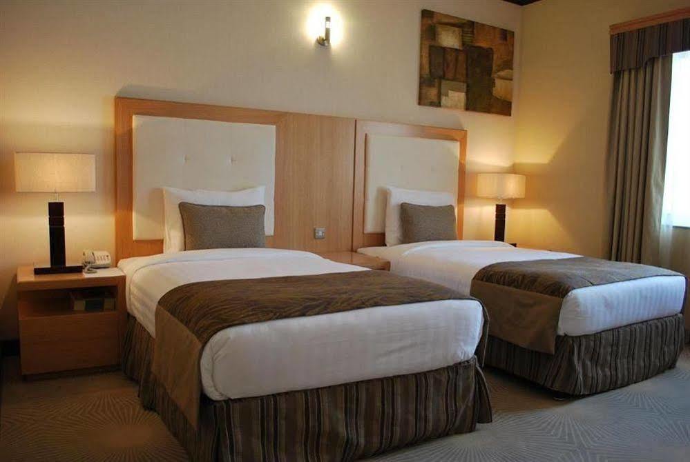 London Crown Hotel Dubai Ngoại thất bức ảnh